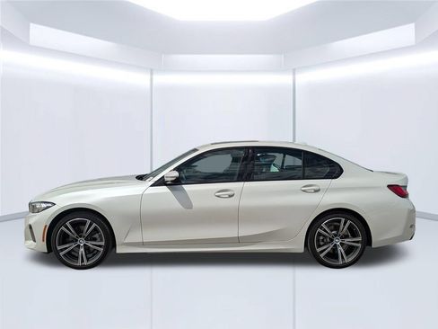 Used 2023 BMW 330i Sedan w/ Premium Package RWD image 2