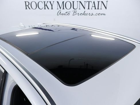 Used 2020 BMW X3 xDrive30e w/ Convenience Package image 12