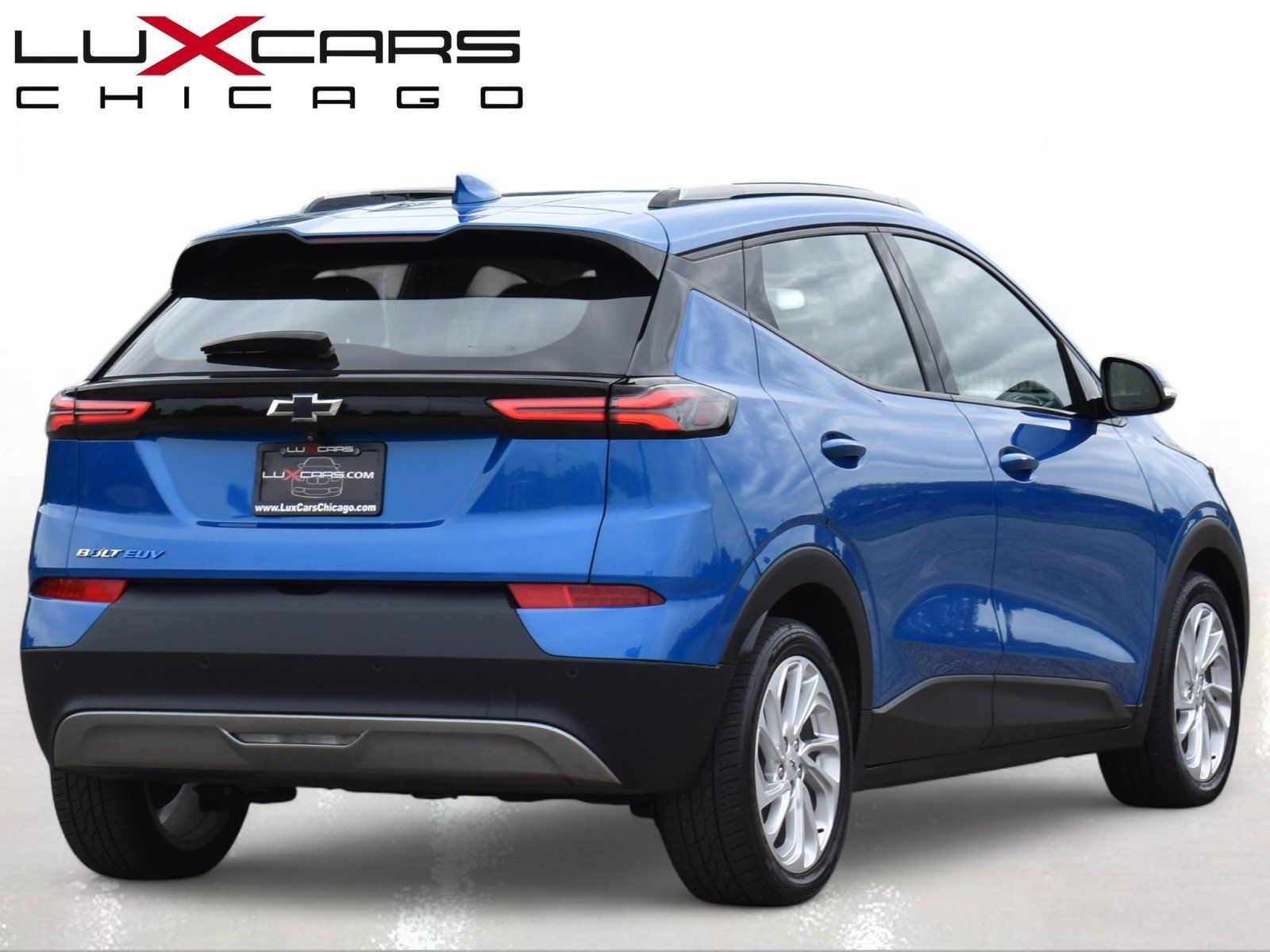 Used 2022 Chevrolet Bolt EUV LT w/ Comfort Package FWD image 7