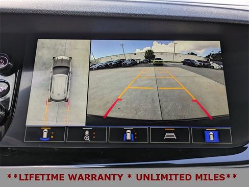 Used 2023 Buick Envision Avenir image 27