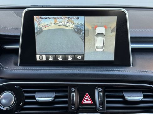 Used 2020 Genesis G70 2.0T w/ Prestige Package image 40