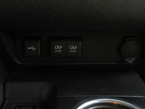 Used 2020 Toyota Sequoia Limited w/ Safety & Convenience Package AWD/4WD image 53