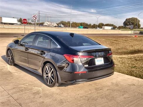 Certified 2023 Honda Civic Touring image 5