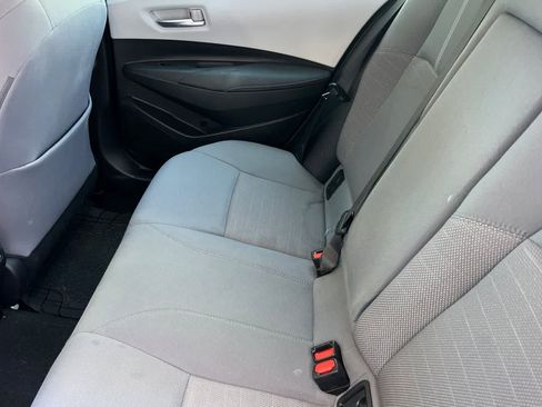 Used 2020 Toyota Corolla SE w/ SE Premium Package FWD image 5