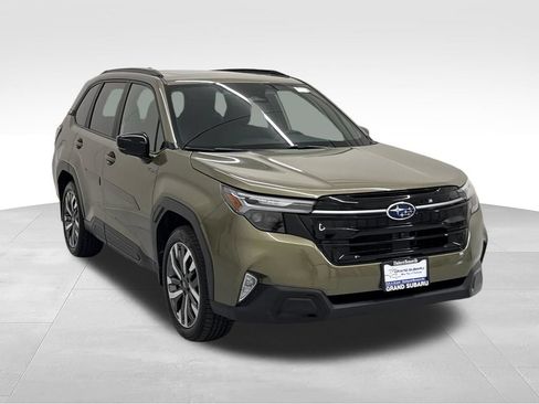 Used 2026 Subaru Forester Touring AWD/4WD image 8
