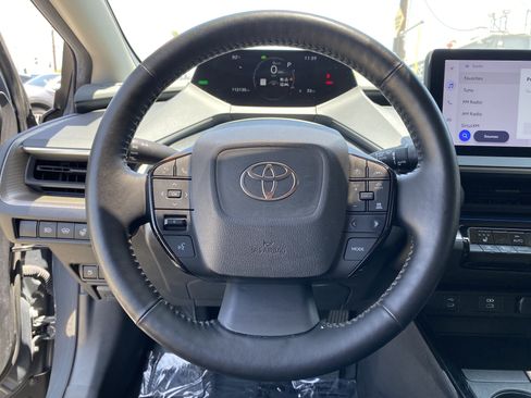 Used 2024 Toyota Prius XLE FWD image 13