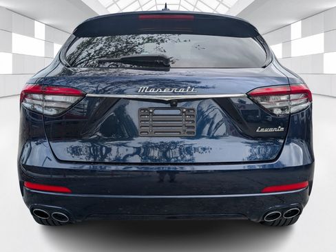 Used 2022 Maserati Levante GT AWD/4WD image 6