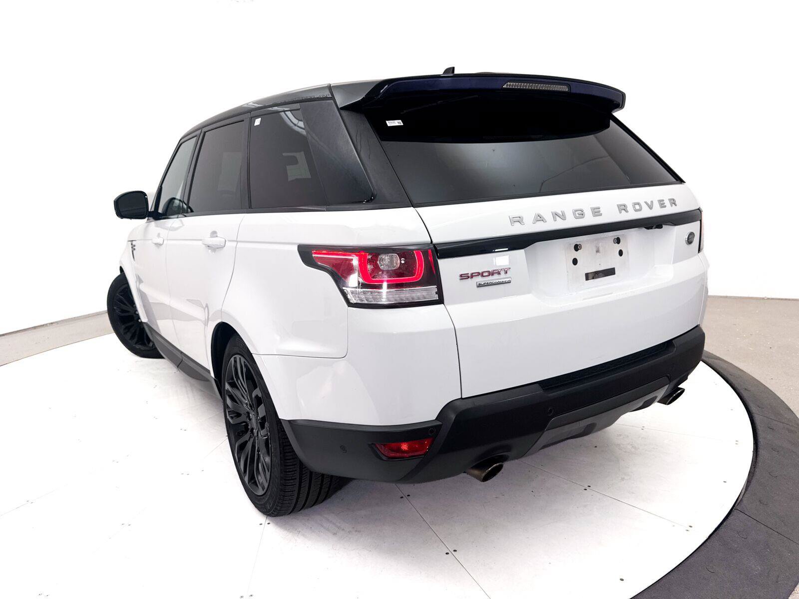 Used 2016 Land Rover Range Rover Sport Supercharged AWD/4WD image 8