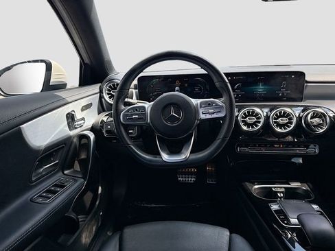 Used 2019 Mercedes-Benz A 220 image 21