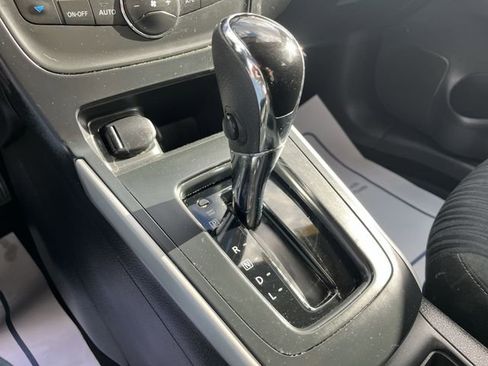 Used 2019 Nissan Sentra SV image 24