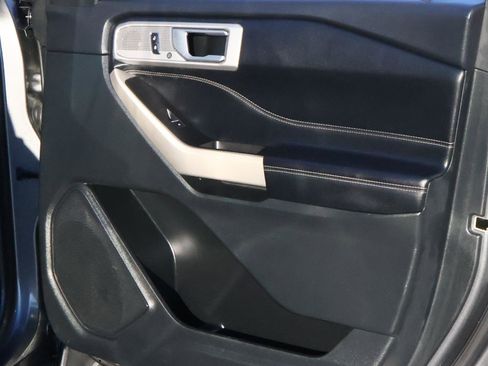 Used 2023 Ford Explorer Limited w/ Equipment Group 301A image 16