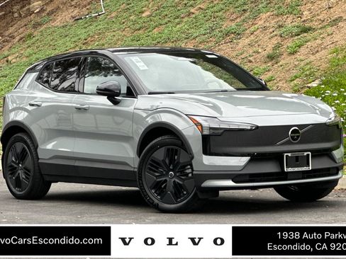 New 2026 Volvo EX30 Cross Country Ultra image 1