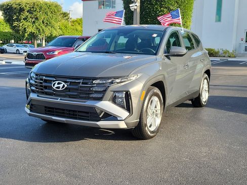 Used 2026 Hyundai Tucson SE FWD image 5