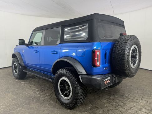 Certified 2022 Ford Bronco Outer Banks w/ Sasquatch Package AWD/4WD image 5