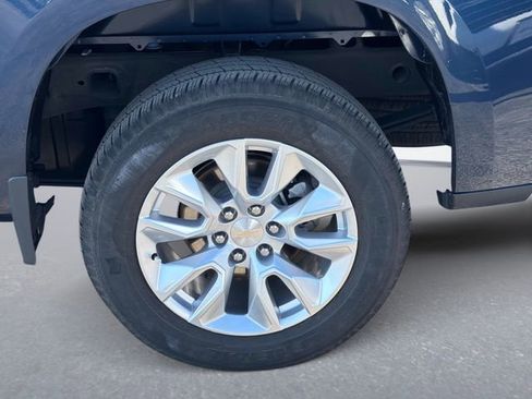 Used 2022 Chevrolet Silverado 1500 Custom image 10
