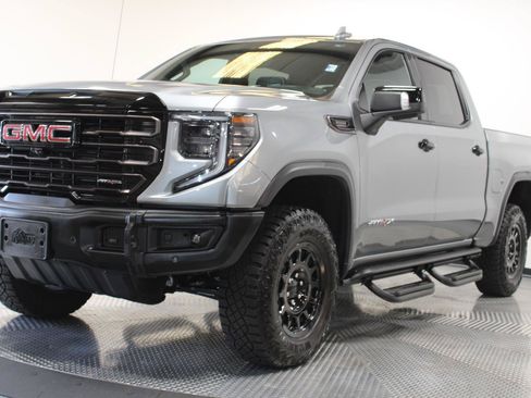 Used 2024 GMC Sierra 1500 AT4X w/ AT4X AEV Edition AWD/4WD image 4