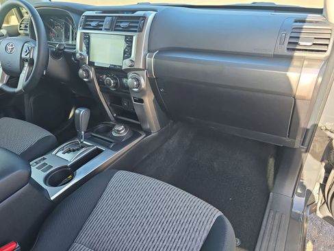 Used 2024 Toyota 4Runner SR5 AWD/4WD image 11