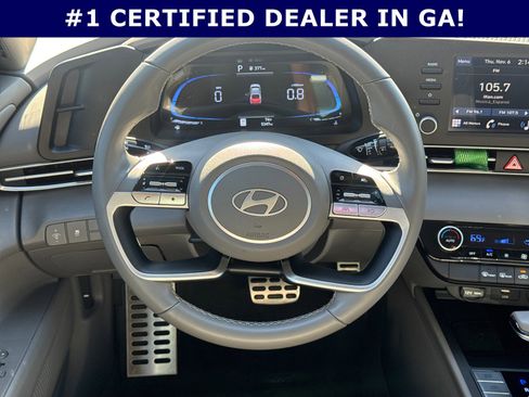 Certified 2025 Hyundai Elantra Sport image 24