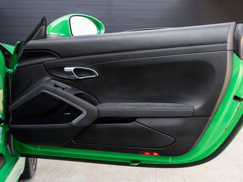 Used 2023 Porsche 718 Cayman GT4 image 40