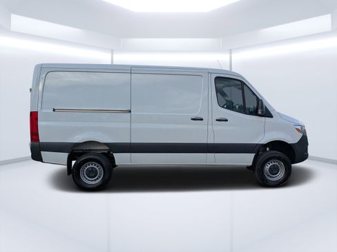 New 2026 Mercedes-Benz Sprinter 144 Cargo image 4
