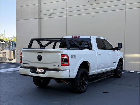 Used 2021 RAM 2500 Laramie w/ Night Edition image 6