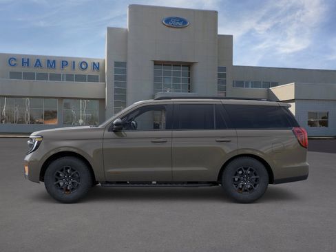 New 2026 Ford Expedition Tremor image 3