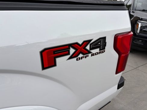 Used 2019 Ford F150 Lariat w/ Equipment Group 502A Luxury AWD/4WD image 33
