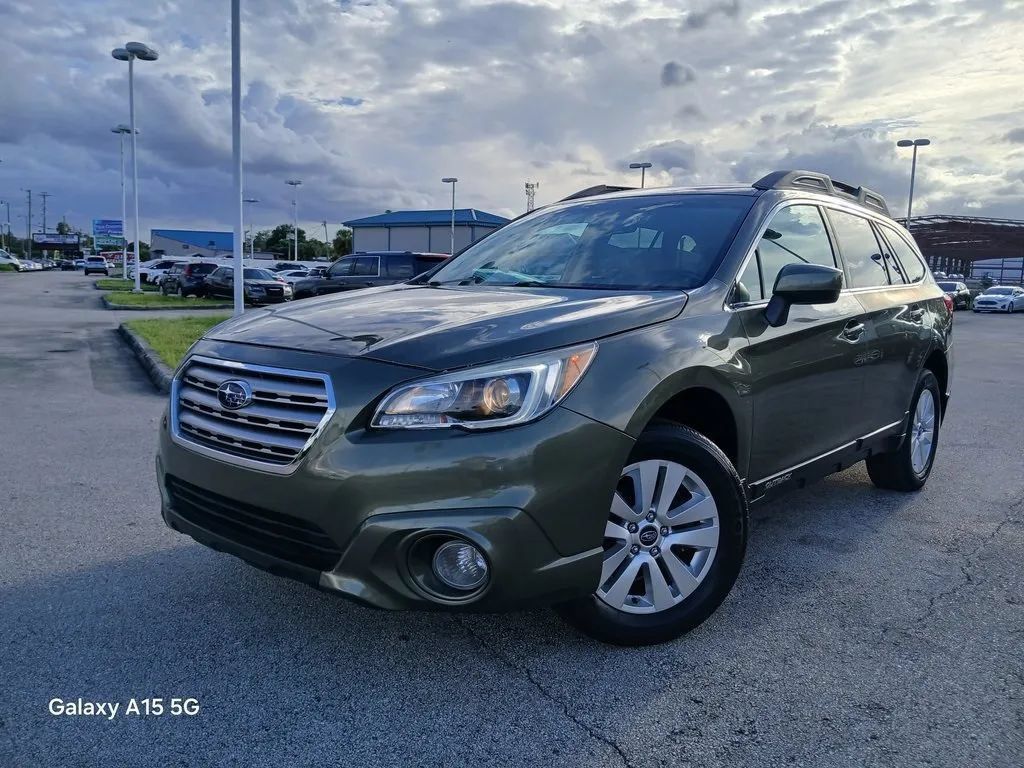 Used 2017 Subaru Outback 2.5i Premium w/ Popular Package #1 AWD/4WD image 1