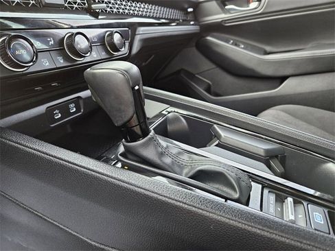 Used 2024 Honda Accord Sport image 23