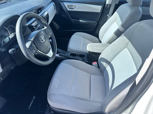 Used 2015 Toyota Corolla LE image 5