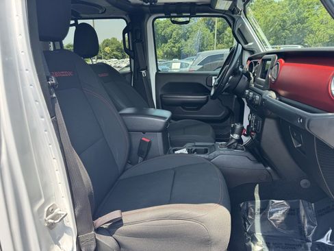 Used 2020 Jeep Gladiator Rubicon w/ Trailer Tow Package image 22