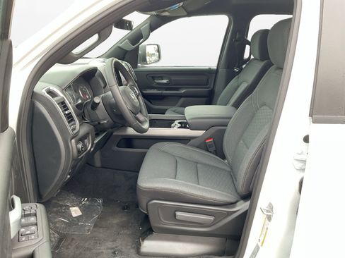 New 2026 RAM 1500 Express image 9