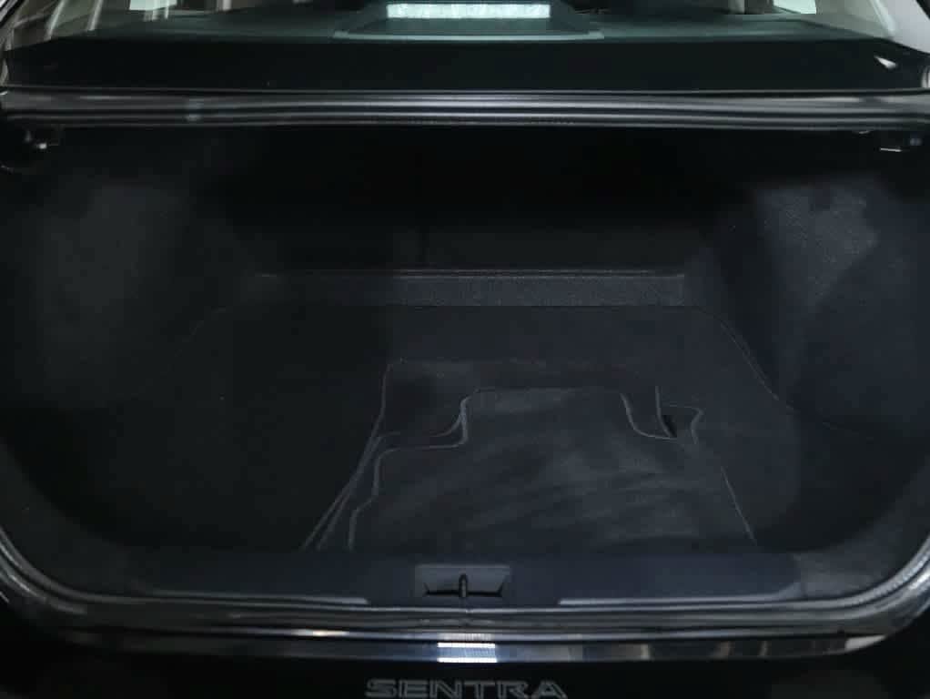 Used 2022 Nissan Sentra SR w/ Midnight Edition FWD image 27