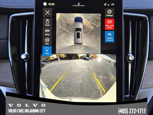 New 2026 Volvo XC90 B6 Plus w/ Protection Package Premier image 17