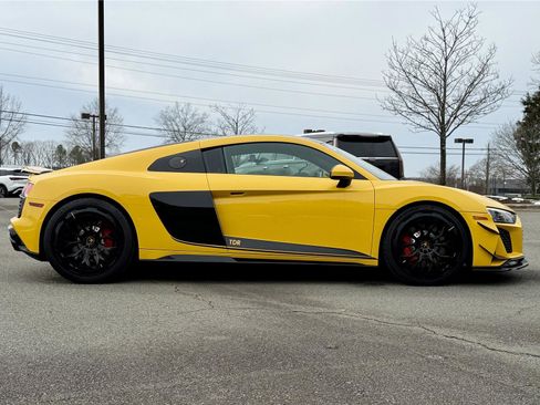 Used 2023 Audi R8 V10 performance RWD image 25
