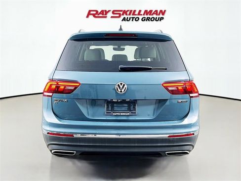 Used 2021 Volkswagen Tiguan SE image 6