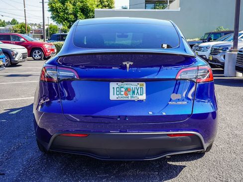 Used 2025 Tesla Model Y Performance AWD/4WD image 6