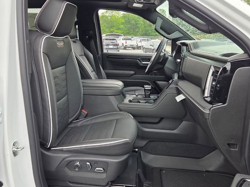 New 2026 GMC Sierra 1500 AT4X AWD/4WD image 13