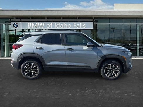 Used 2025 Chevrolet TrailBlazer LT AWD/4WD image 8