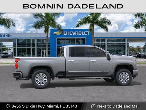 New 2026 Chevrolet Silverado 2500 High Country w/ High Country Premium Package AWD/4WD image 6