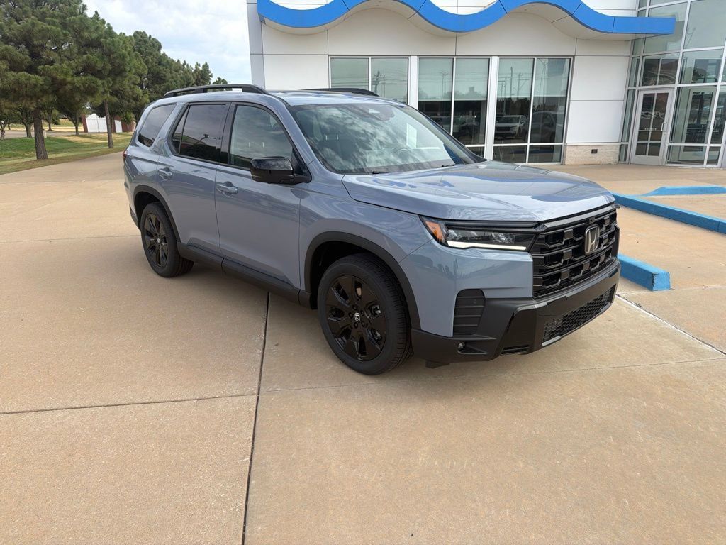 New 2026 Honda Pilot Black Edition image 2