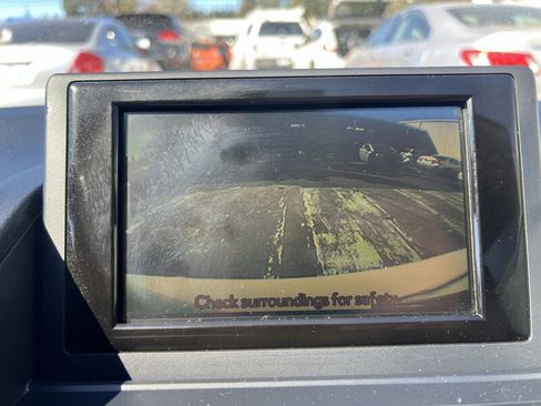 Used 2012 Lexus CT 200h Premium w/ Premium Audio Pkg image 16