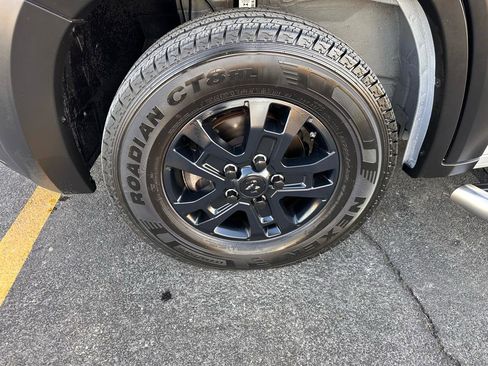 Used 2023 RAM ProMaster 3500 w/ Premium Convenience Group (B) image 7