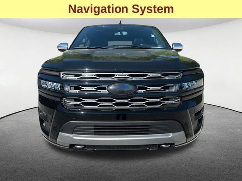 Certified 2024 Ford Expedition Platinum AWD/4WD image 4