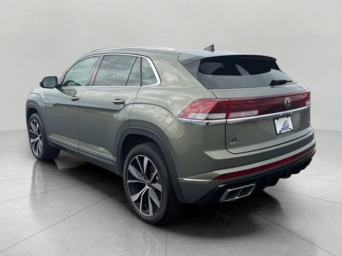 Used 2025 Volkswagen Atlas Cross Sport SEL Premium R-Line AWD/4WD image 5