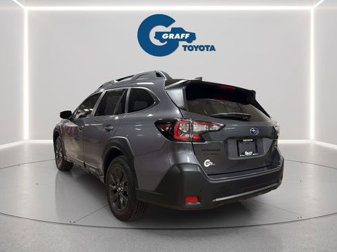 Used 2025 Subaru Outback Onyx Edition XT AWD/4WD image 10