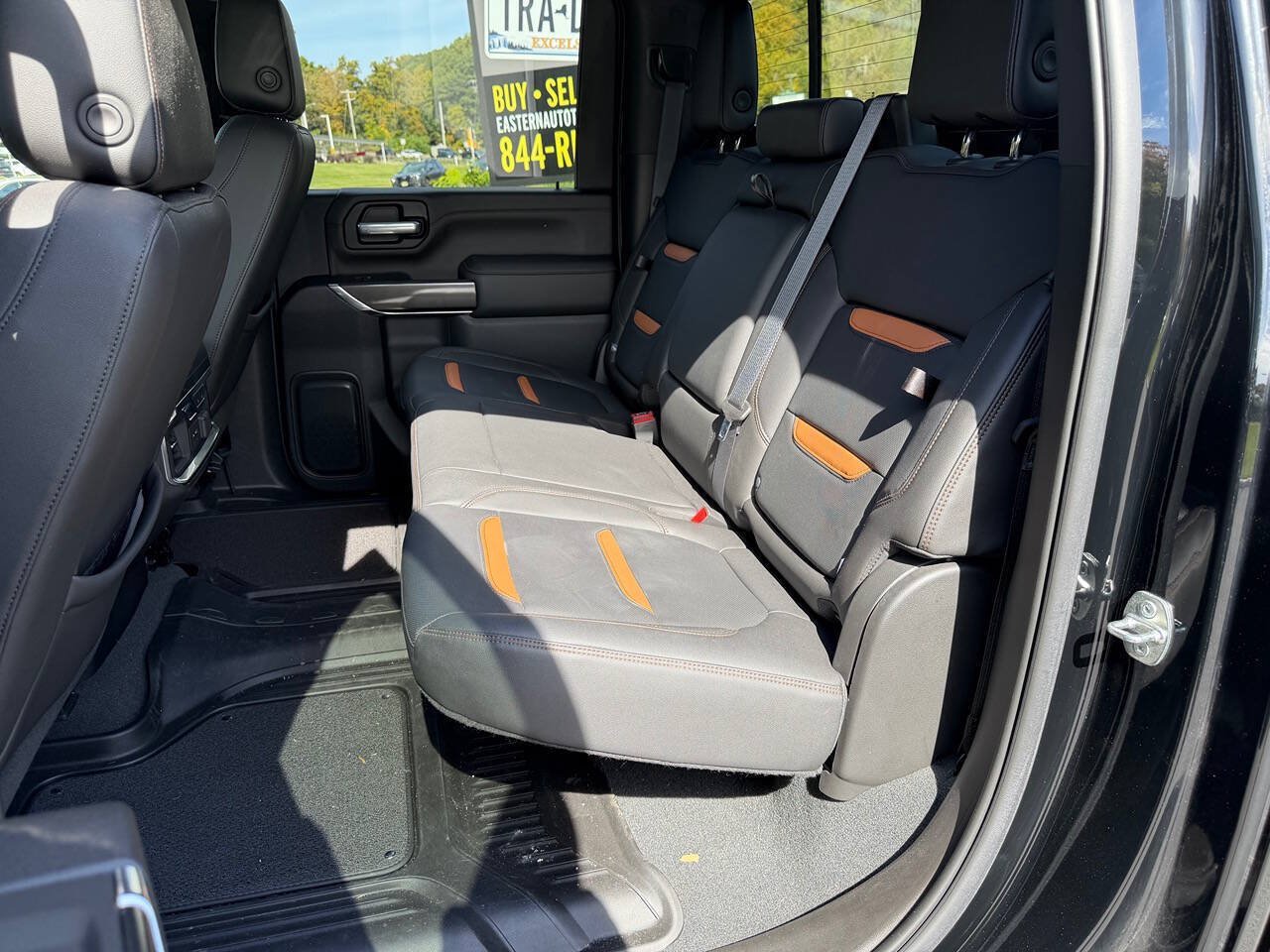 Used 2021 GMC Sierra 3500 AT4 w/ AT4 Premium Plus Package AWD/4WD image 16