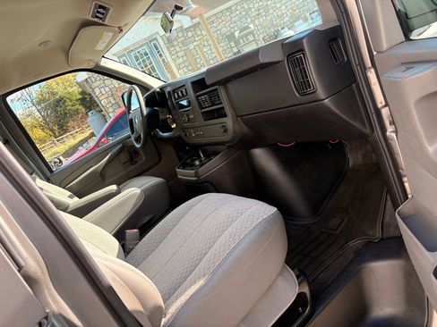 Used 2012 Chevrolet Express 3500 LT w/ LT Preferred Equipment Group RWD image 27