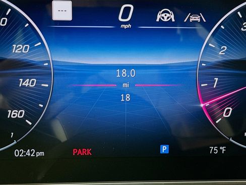 New 2026 Mercedes-Benz CLE 450 4MATIC Coupe image 13