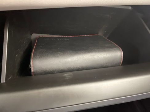 Used 2024 Toyota Corolla LE image 27